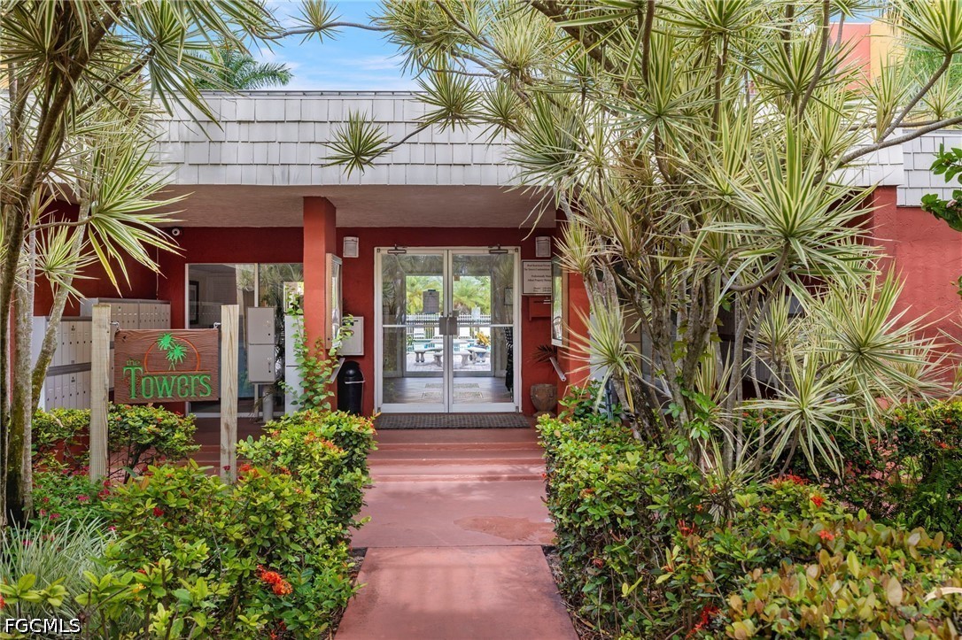 2366 E Mall Drive, Apt 213