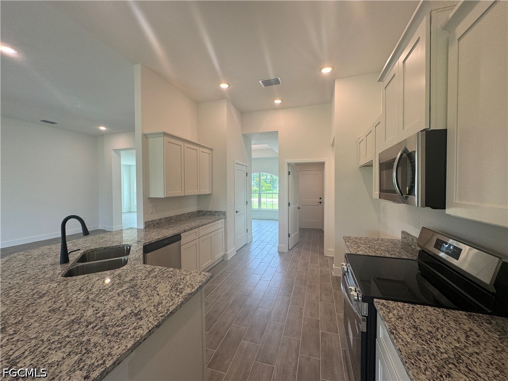 302 SE 1st Terrace