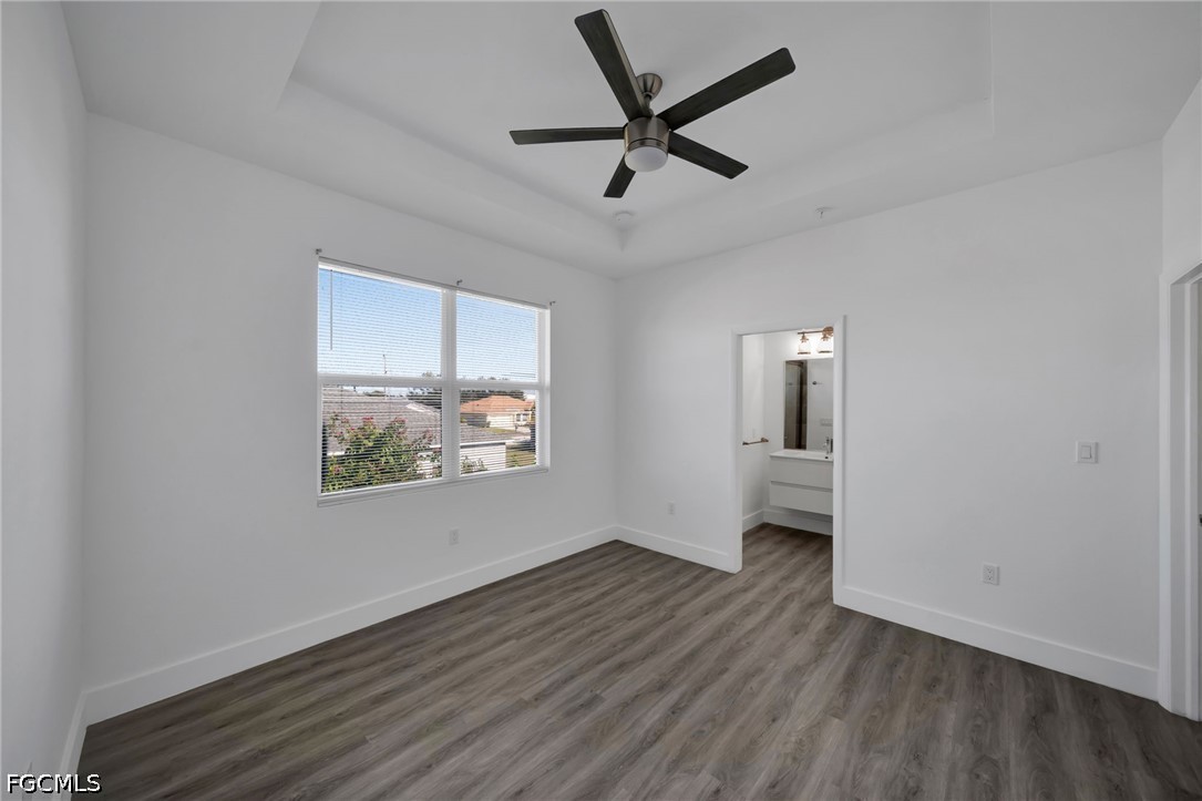 275 SW 4th Street, Apt 220