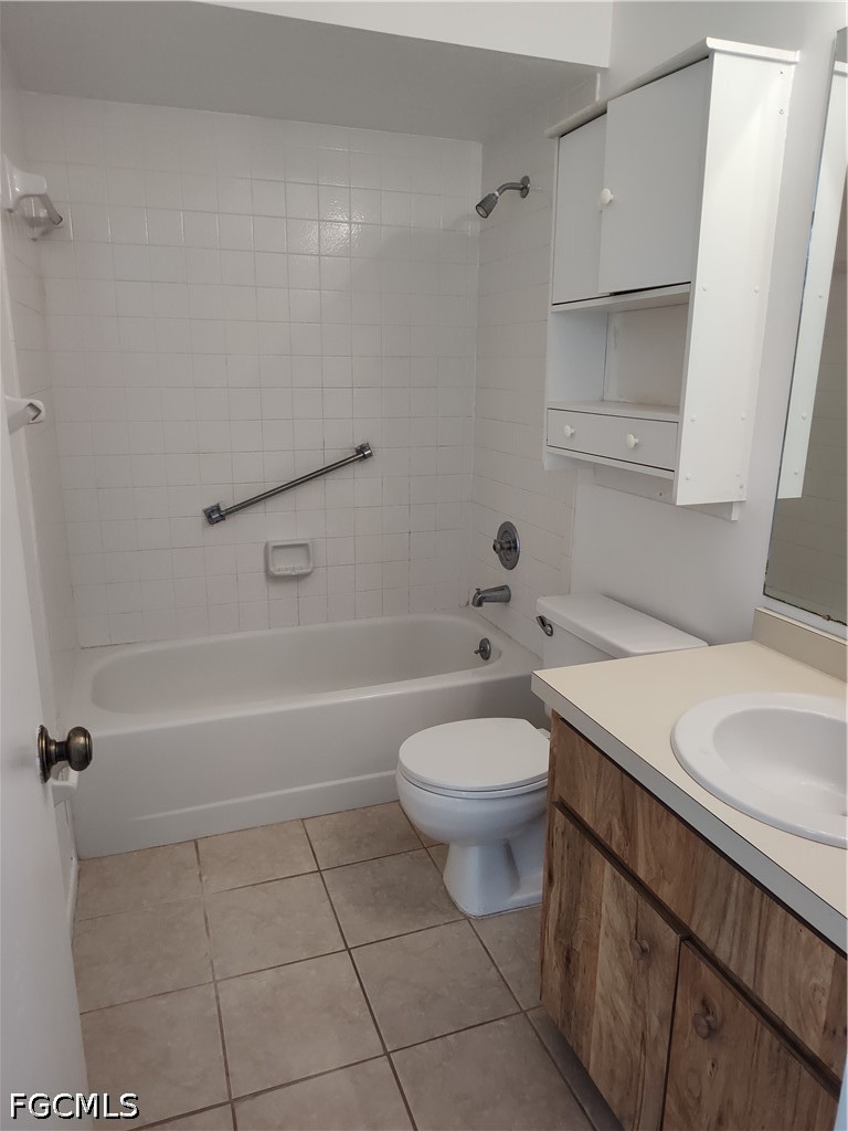 9395  Lennex Lane, Apt 9395