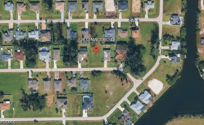 2833 NW 10th Street