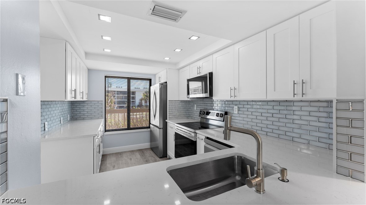2777 W Gulf Drive, Apt 104