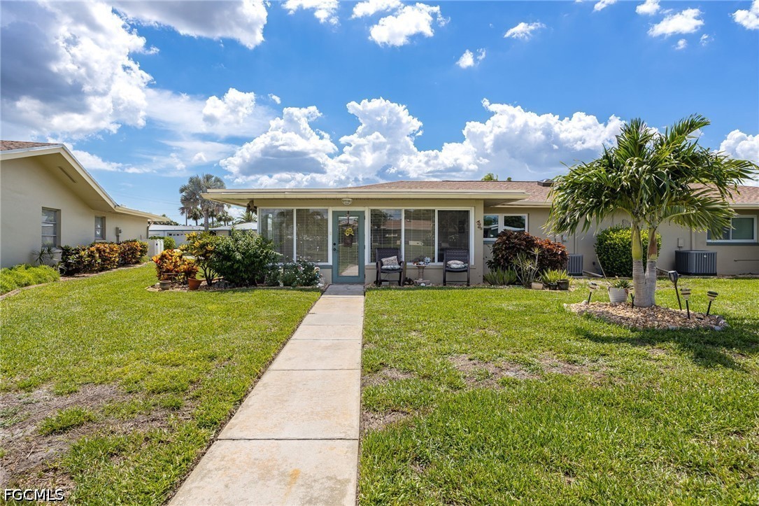 5585 Hamlet Lane