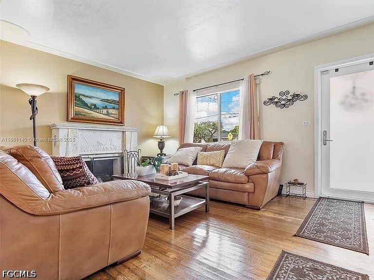2380 SW 7th Street