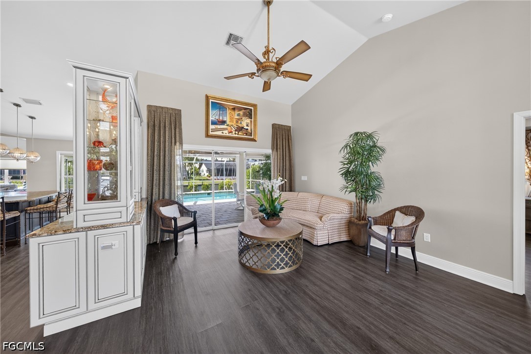 1425 SW 50th Street