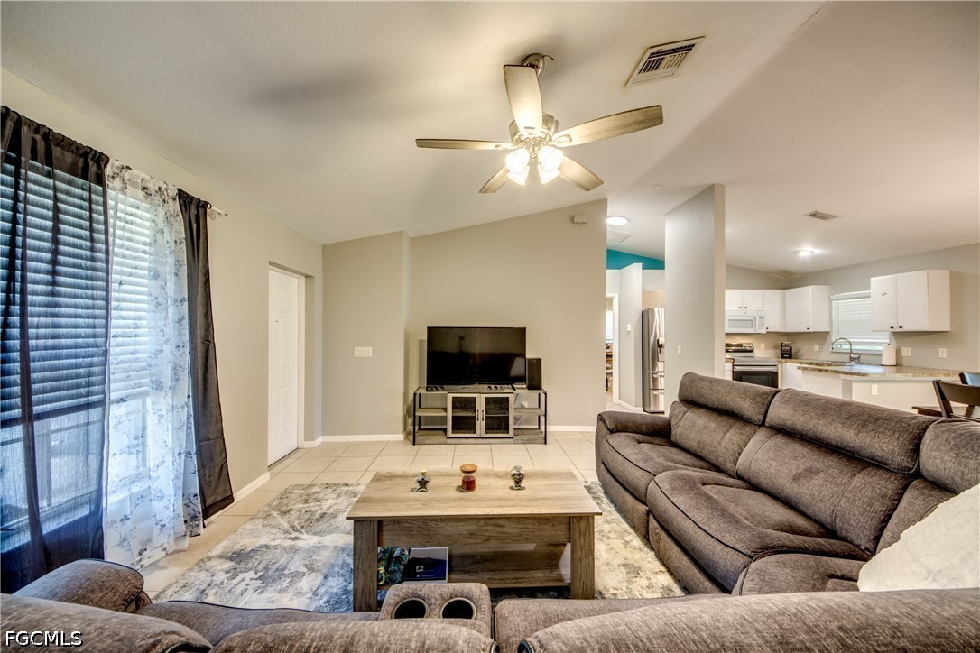 3227 Santa Barbara Boulevard