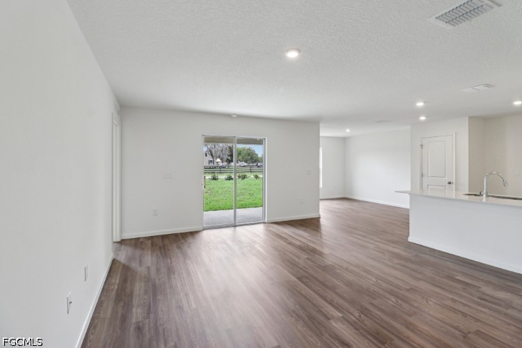 1904 NE 44TH Street