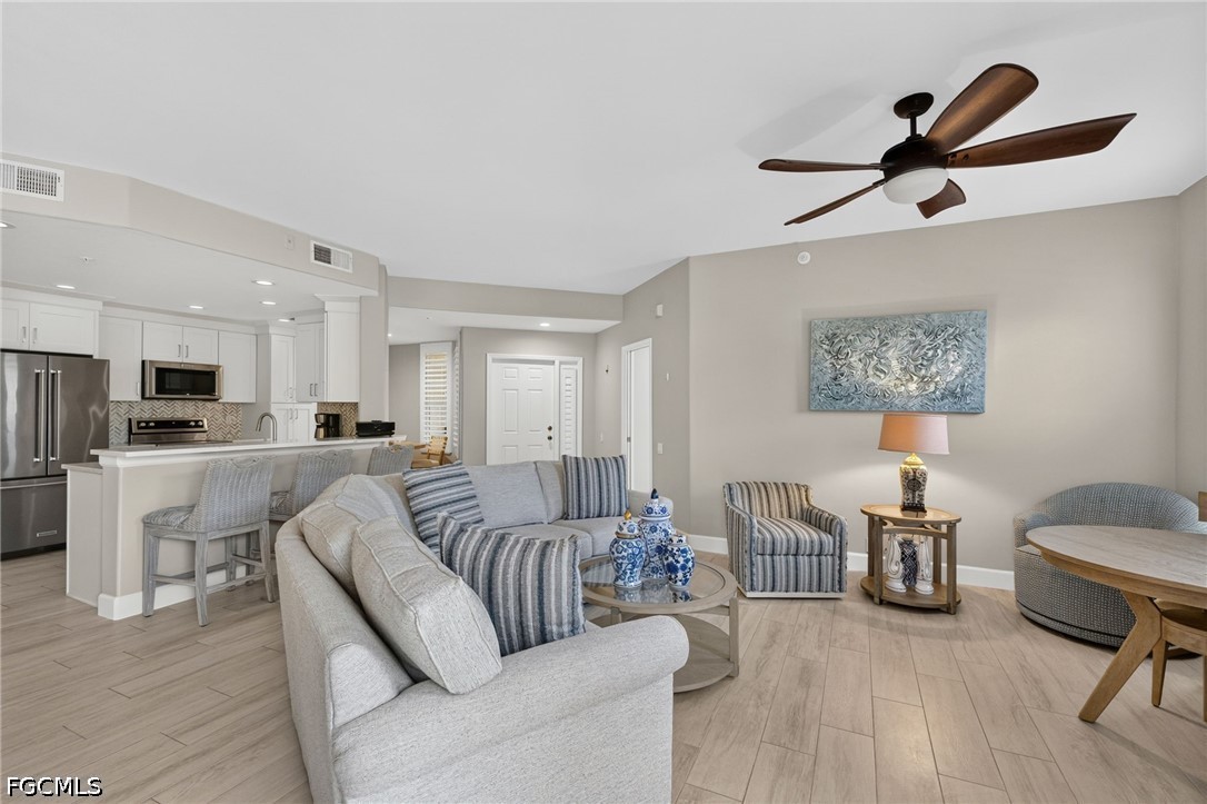 9110 Southmont Cove, Apartment 101