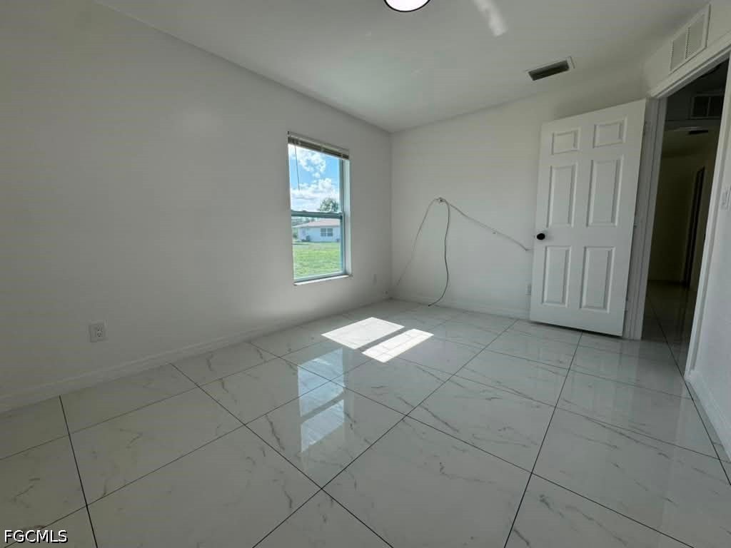 734 Ichabod Avenue
