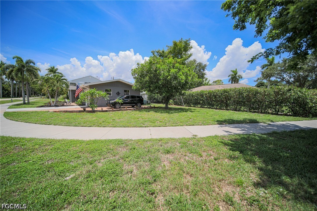 1410 Paloma Drive