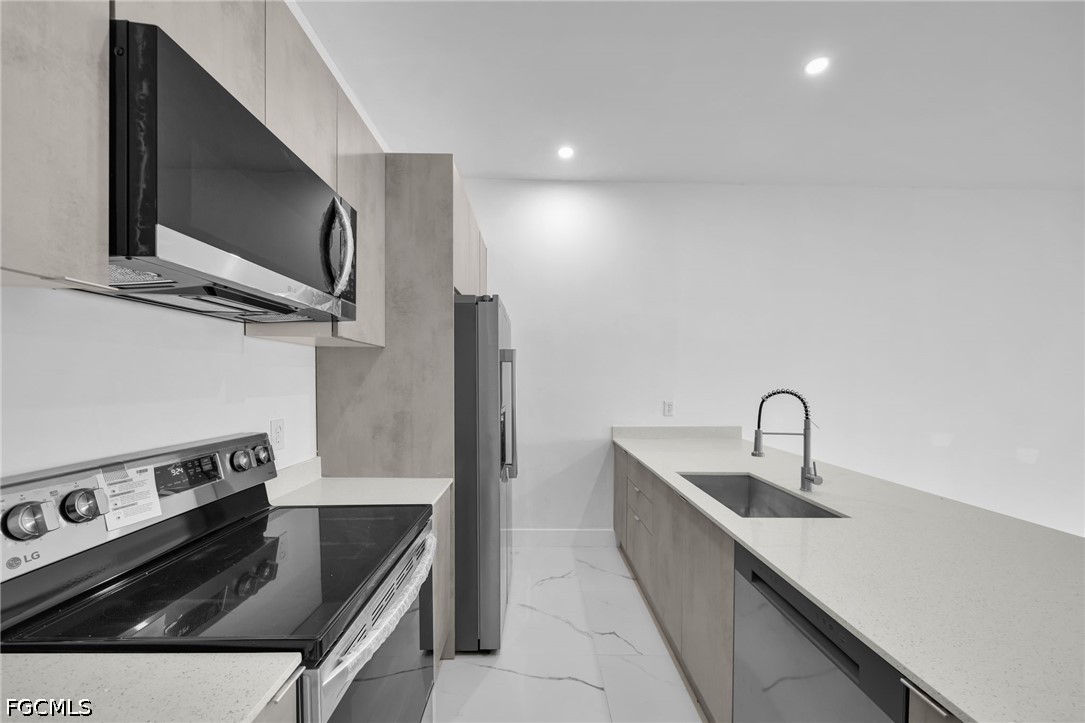 749 Alabama Road, Apt 747
