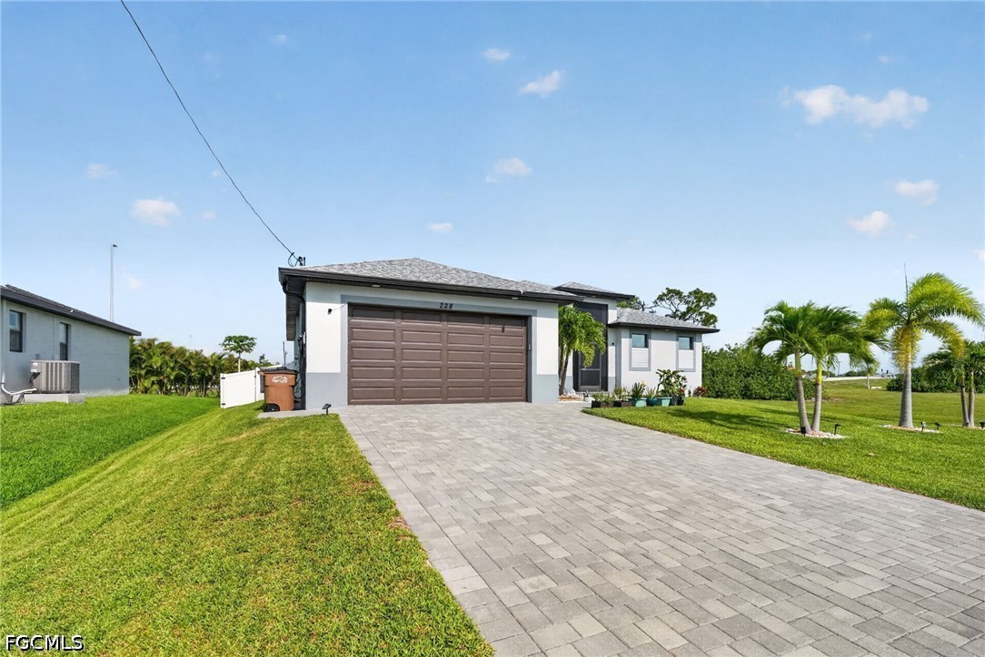 228 SW 31st Place