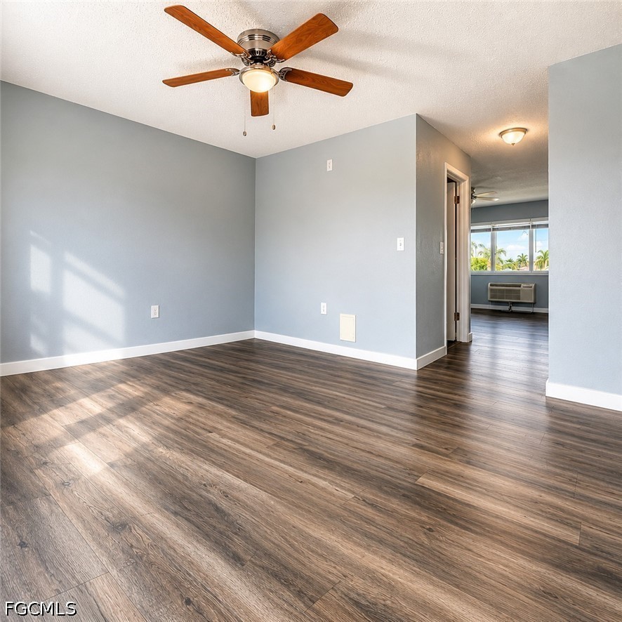 3817 Del Prado Boulevard