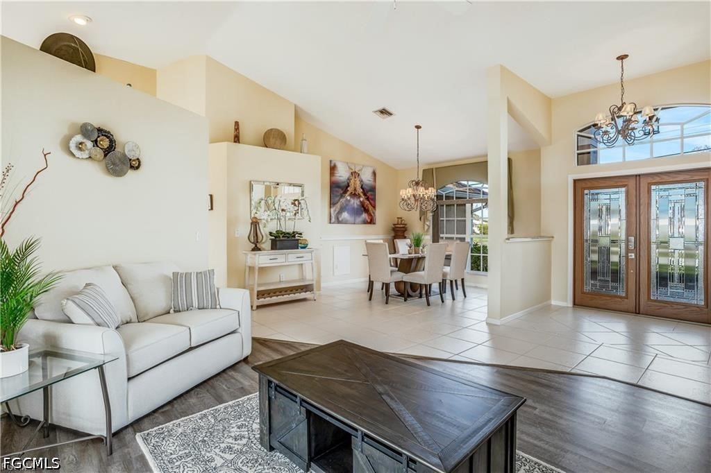 1922 Cape Coral Parkway