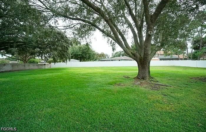 807  Bluegrass Lane