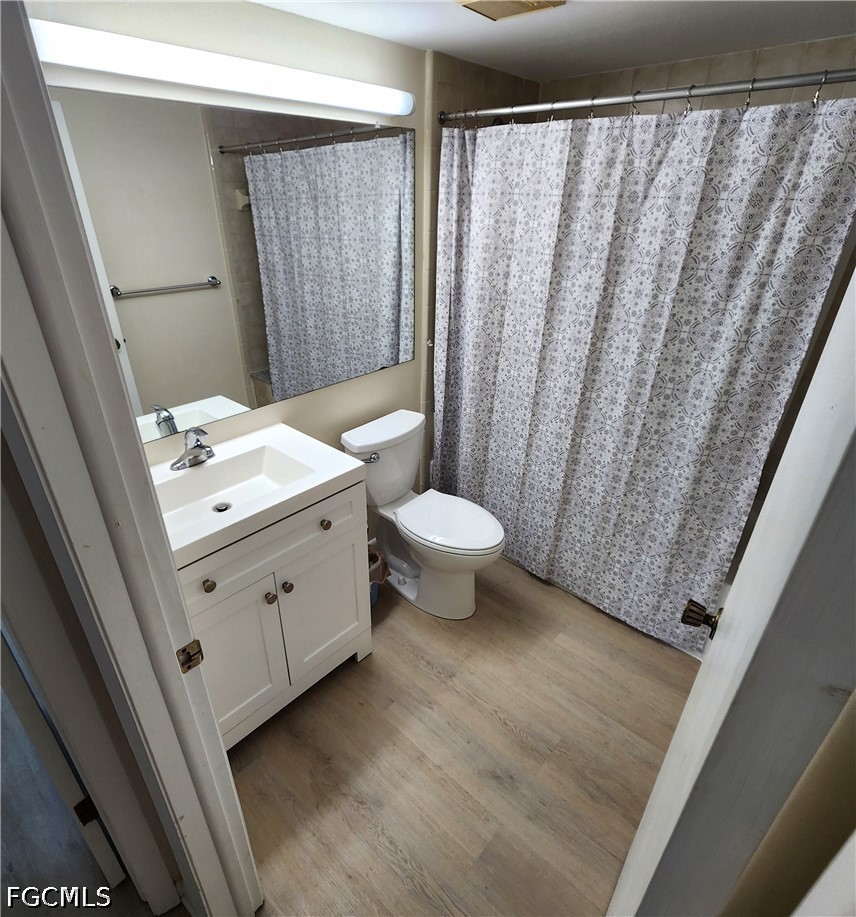 4681  Lakeside Club Boulevard, Apt 11-C2