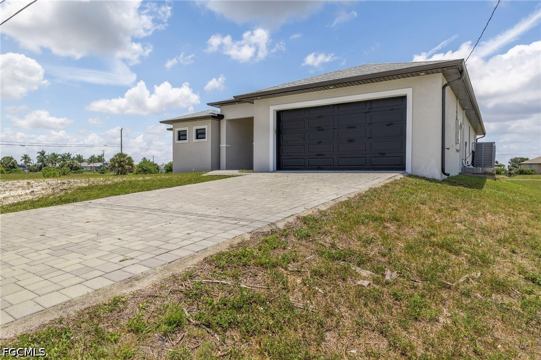 4304 Jacaranda Parkway
