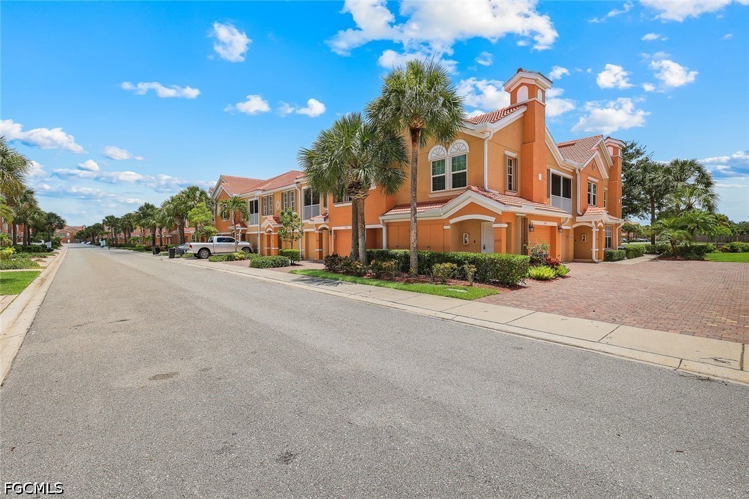 1795  Concordia Lake Circle, Apt 2508