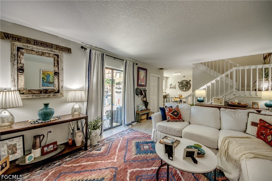 5213  Cedarbend Drive, Apt 4