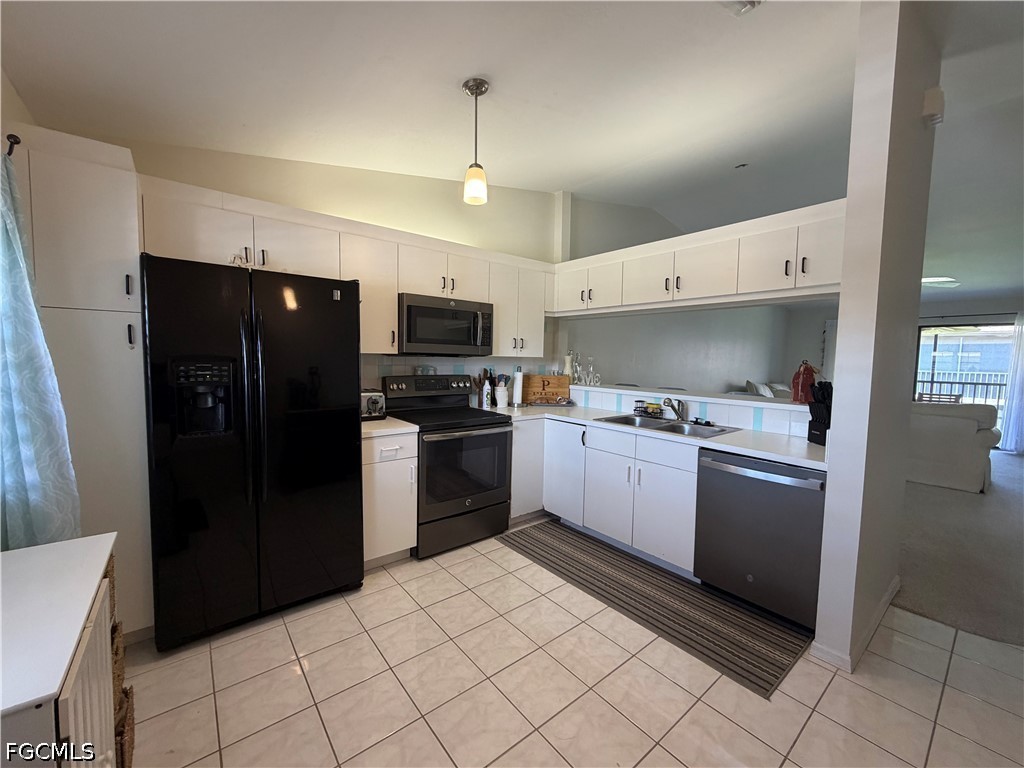 5735 Foxlake Drive, Apt 6