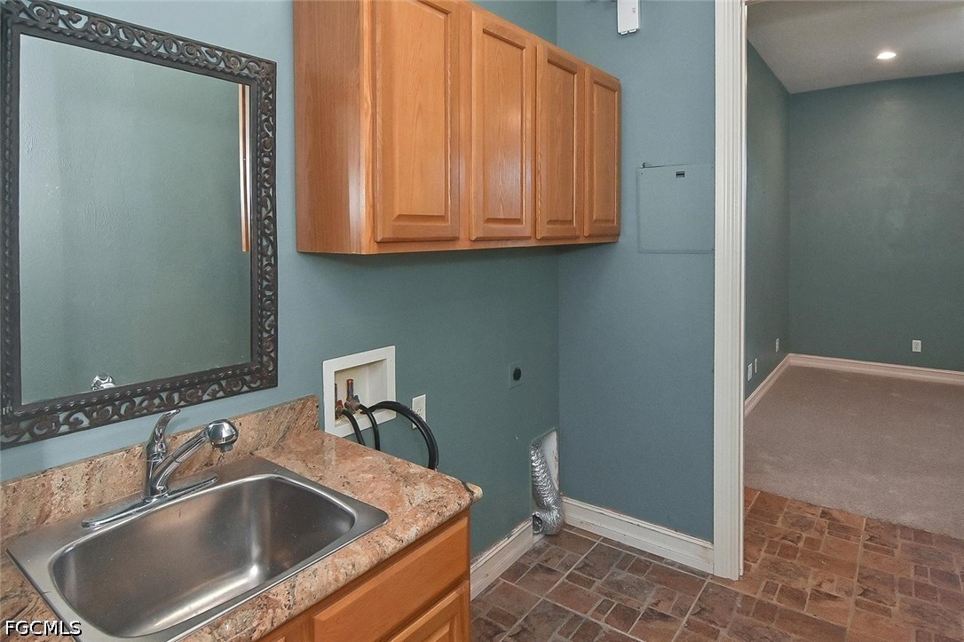 2808 SW 33rd Terrace
