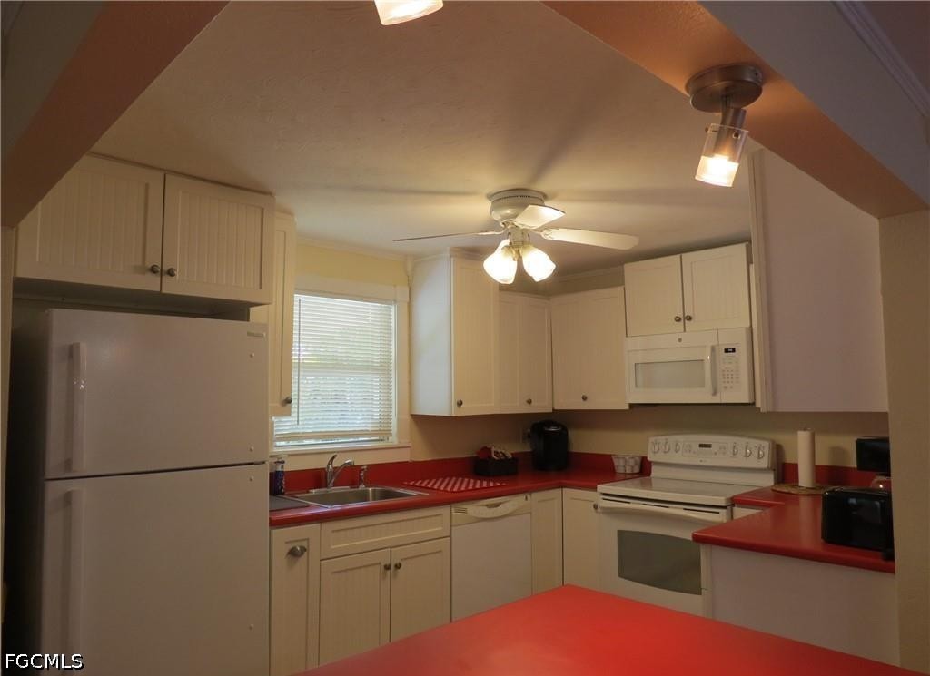 2704  2nd Street