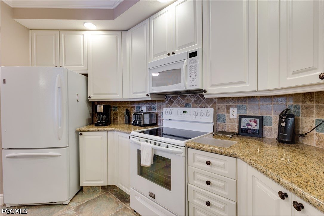 2825 Palm Beach Boulevard, Apt 308