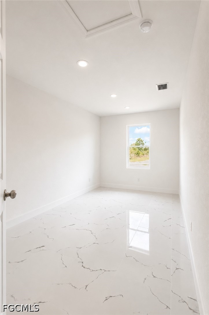 156 Carousel Avenue