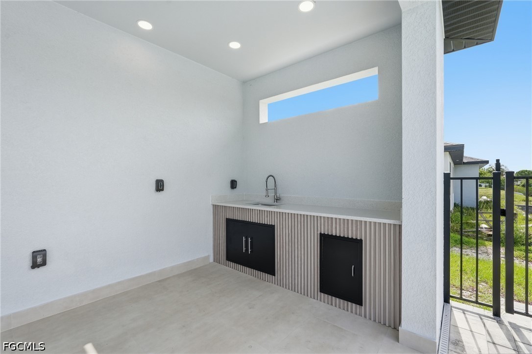 1232  Hancock Bridge Parkway
