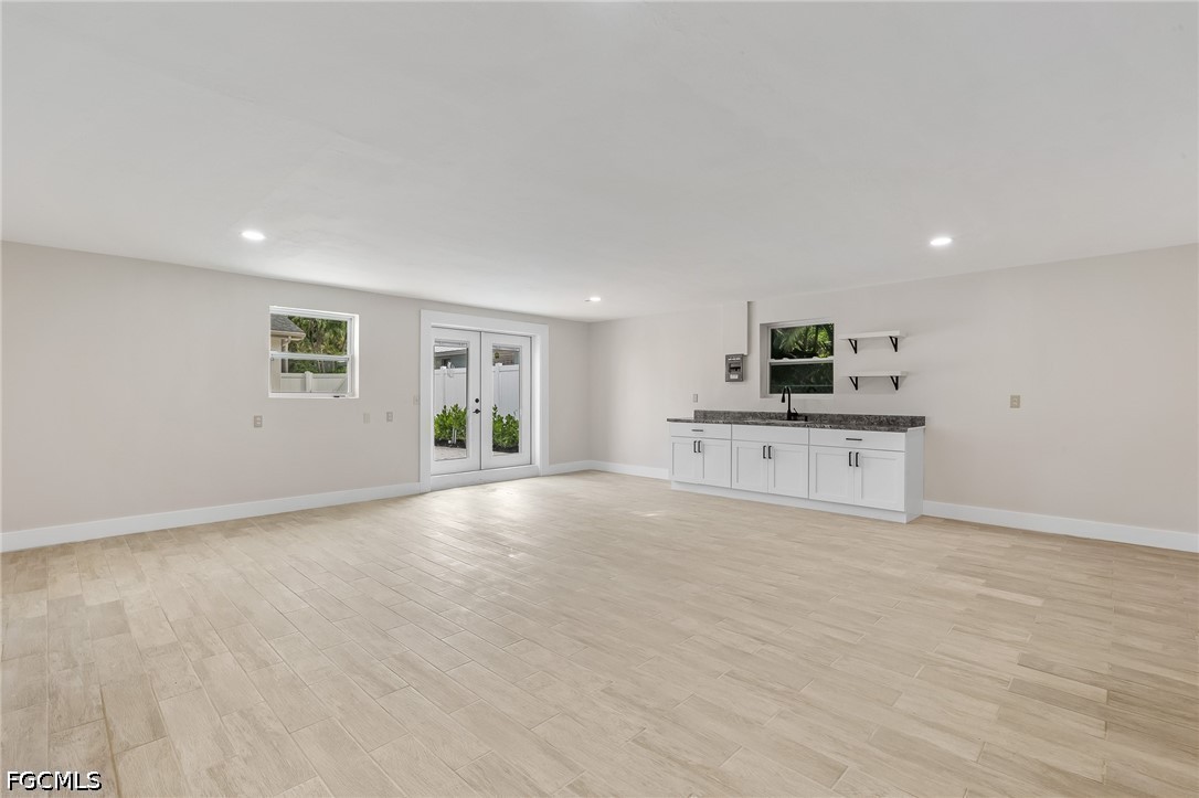 1342  Alhambra Drive