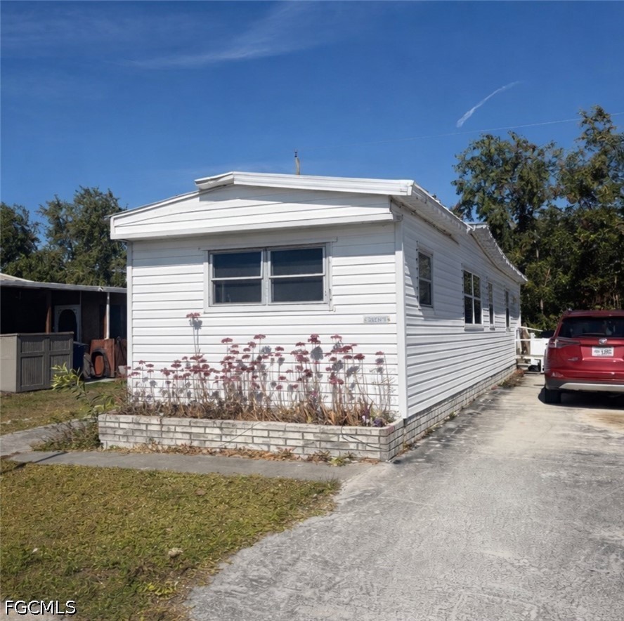 11090  Ballweg Lane