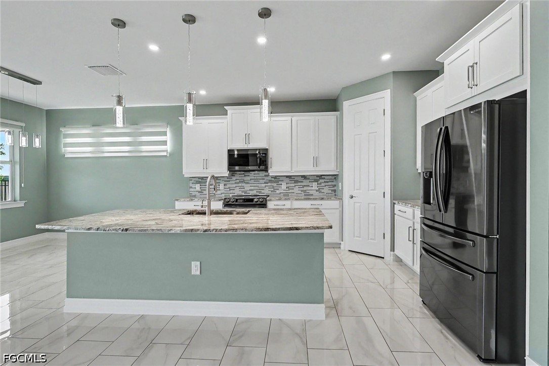 355 Spring Hill Lake Loop