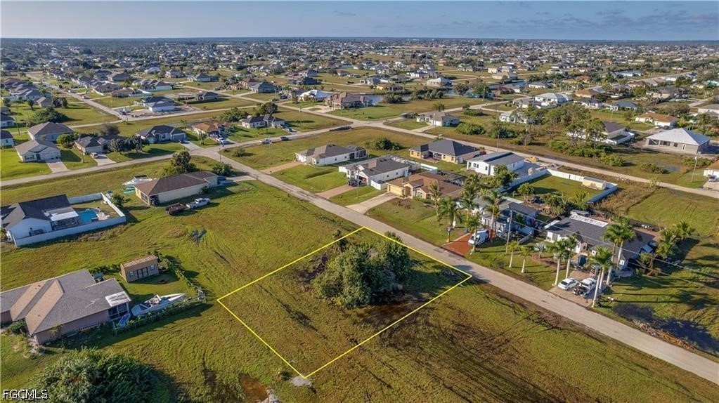 417 NW 25th Place