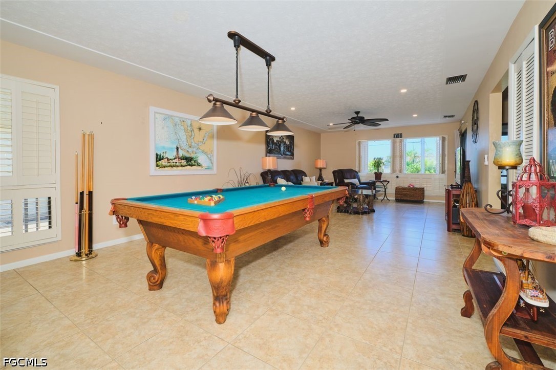 1905 SE 40th Terrace, Apt 102
