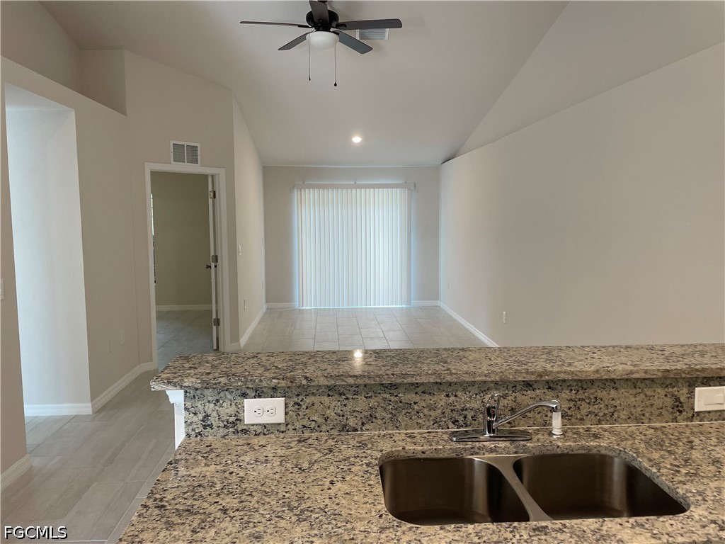 1211 SE 8th Terrace