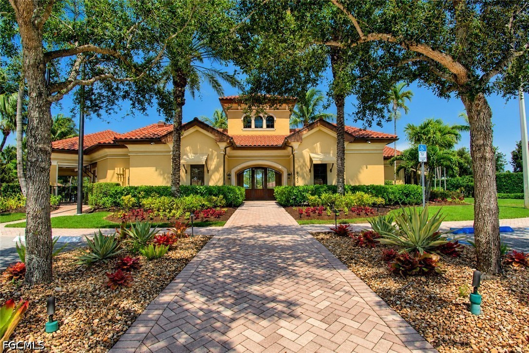9292  Isla Bella Circle