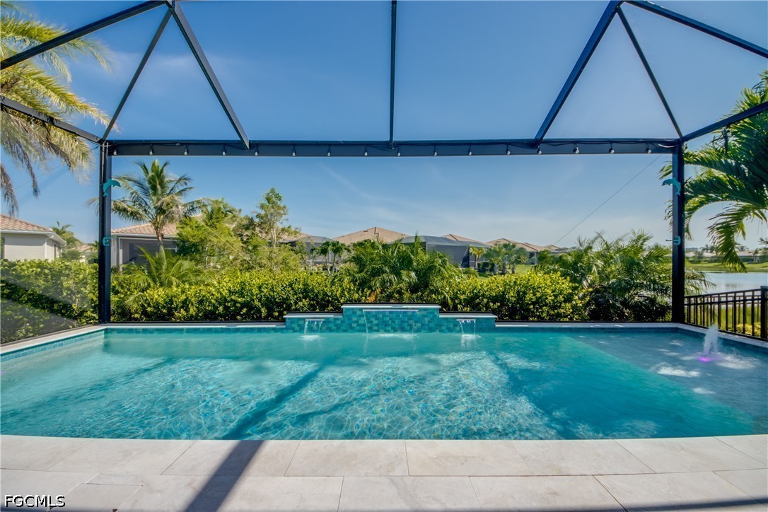 8260  Venetian Pointe Drive