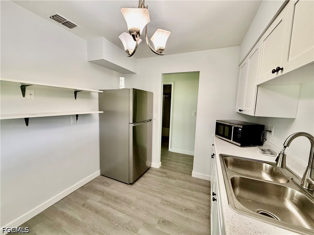 3 Aztec Lily Lane