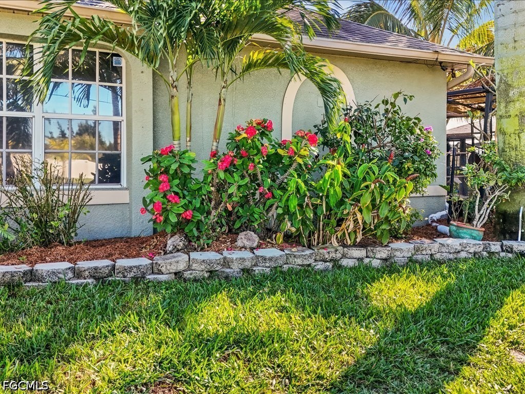 1209 NW 25th Place