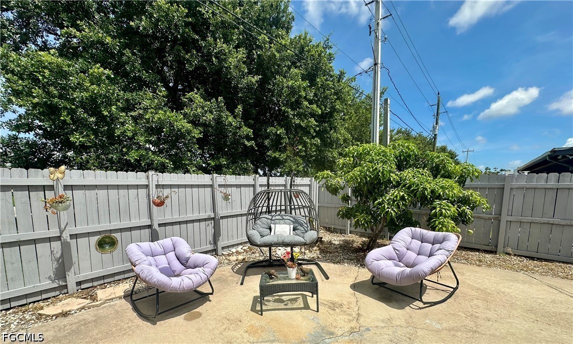 1495 Cranville Square