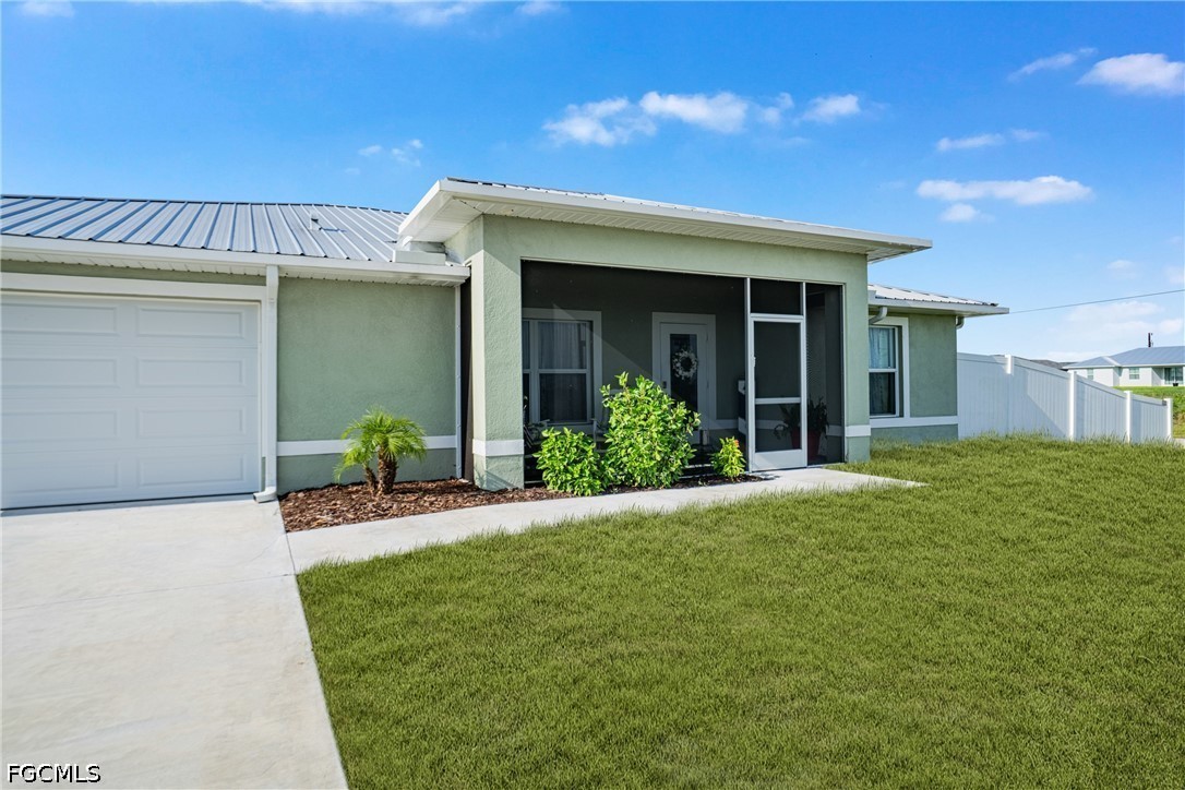 525  Ella Jean Place