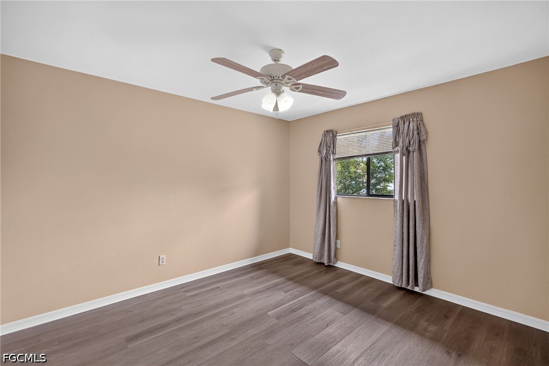 718 SW 35th Terrace