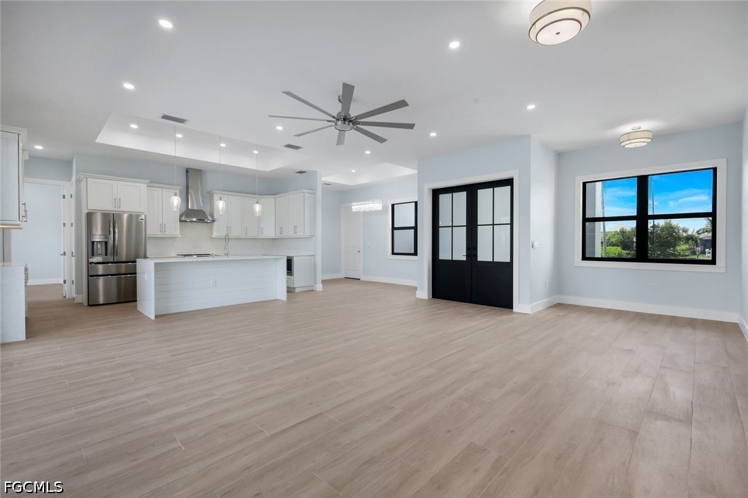 15301  Acorn Circle
