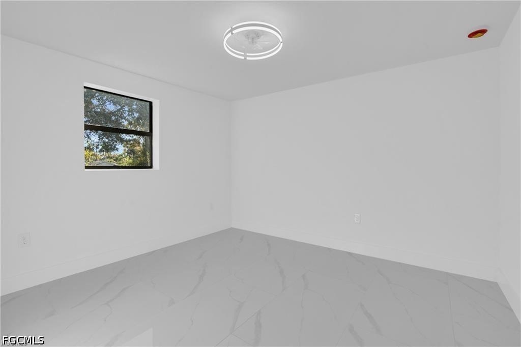 356 New York Drive
