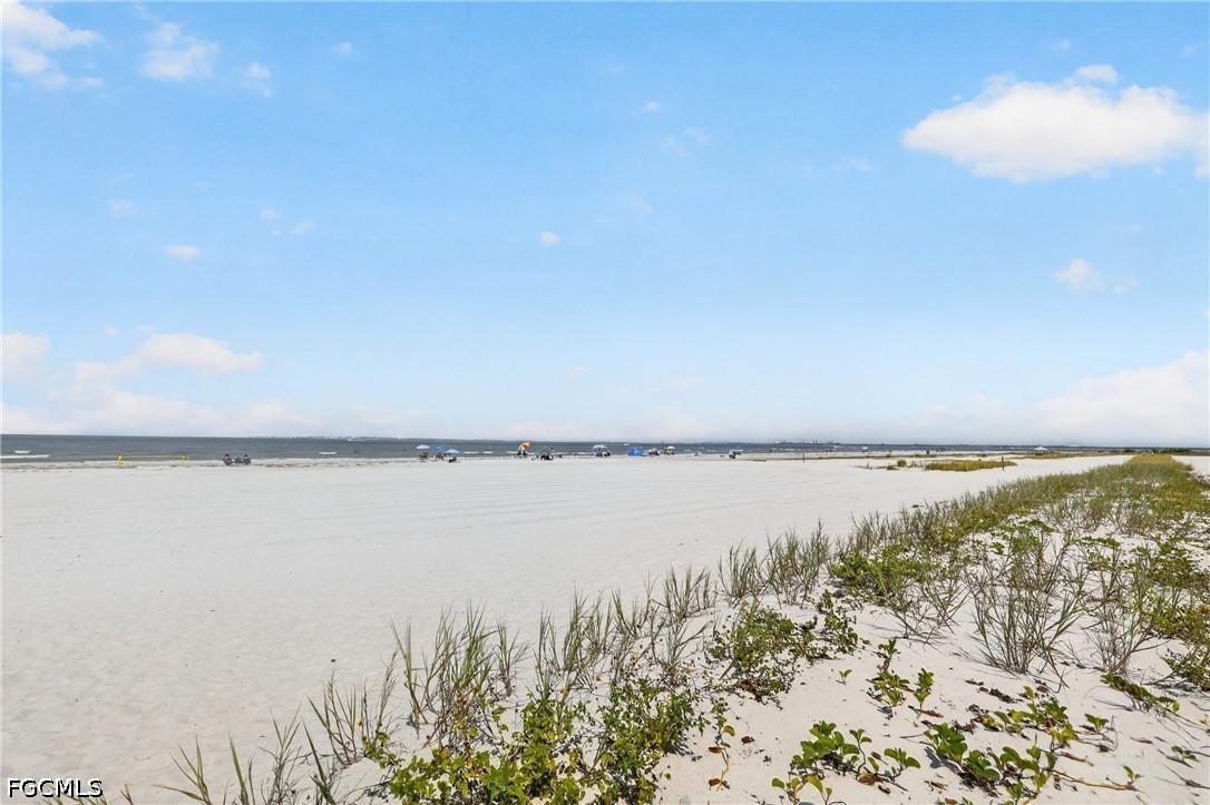 100 Estero Boulevard, Apt 433