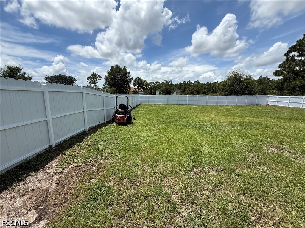557  Oakshire Lane