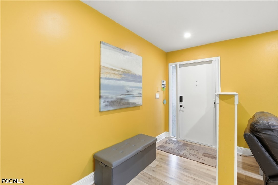 4928 Vincennes Street, Apt C5