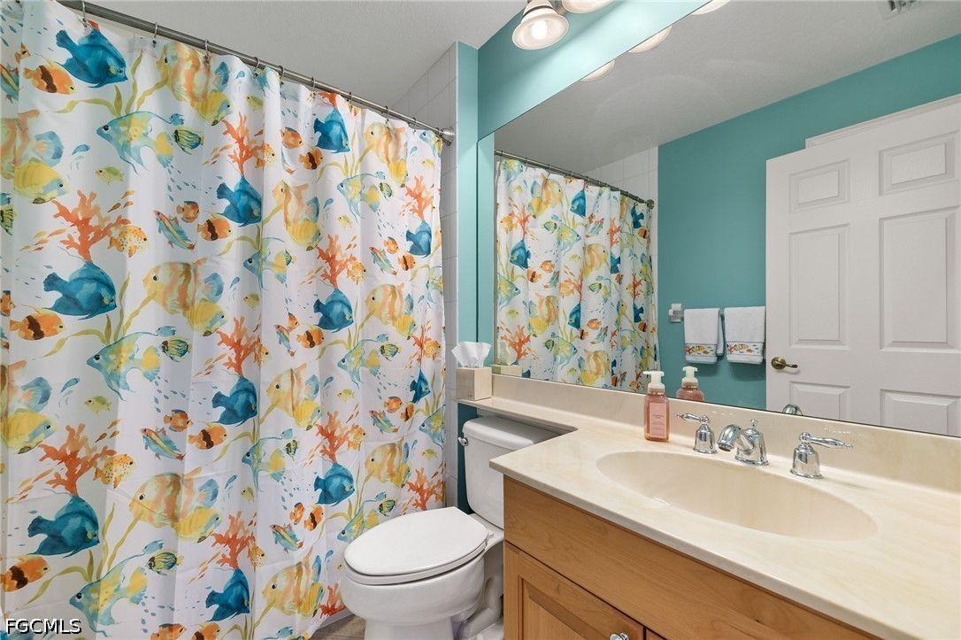 8872  King Henry Court