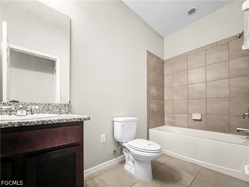 1322 Trafalgar Parkway