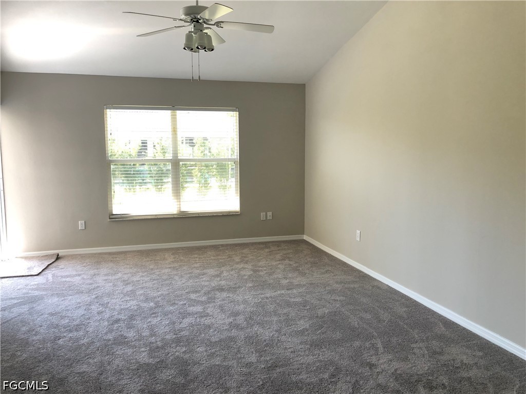 8223 Breton Circle